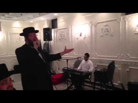 Chazzan Moshe Laufer singing Al Eyle Ani Bochiya for Reb Yankel Miller