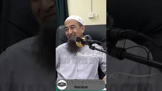 Download lagu Ada kentut yang tak batalkan wuduk..? [Ustad Azhar Idrus ]#shorts mp3