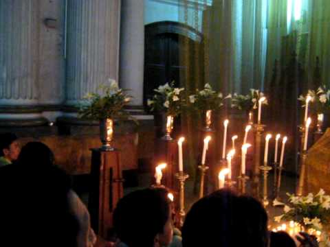 Semana Santa en Guatemala - Jueves Santo - San Francisco.avi