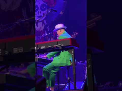 2022 The Mavericks “Angel Flying Too Close to the Ground”