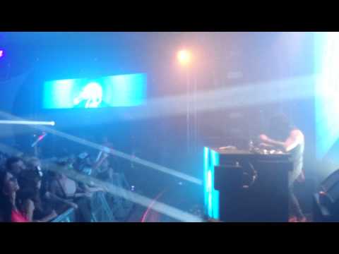 Skazi at Monday bar winter cruise 2014