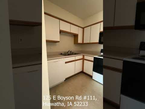 125 E Boyson Road #111, Hiawatha, IA 52233