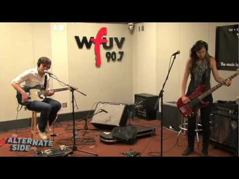 Stellastarr* - "The People" (Live at WFUV)