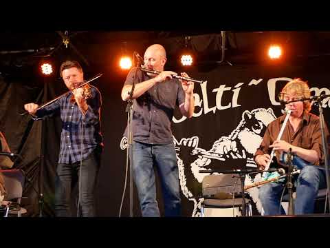 Celti'Cimes 2017 - Nic Amhloibh-O’Donnell-O’Connor-McSherry-McGoldrick-Byrne