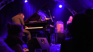 Neil Cowley Trio - Olomouc - 3.11.2014 - Sparkling