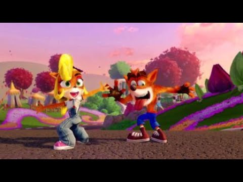 COCO AND CRASH BANDICOOT DANCES !