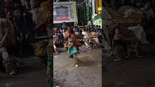 Download lagu Detik Detik Buto Gedruk Kepleset 😂 #kesenian #jathilan #gedruk #tradisional #butogedruk #reworewo mp3