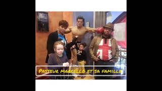 Pasteur marcello tunasi et ses enfants en mode vac