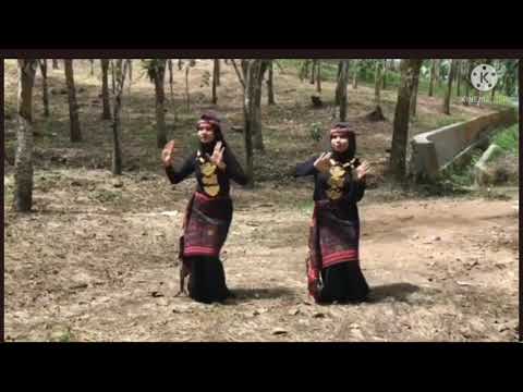 UAS - Tari Sigulempong,  Batak Toba, Sumatra Utara dari #Uinsu   #NajiaRahmadani