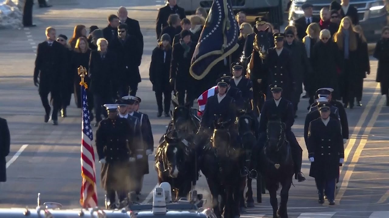 Tribute procession for Jimmy Carter travels down Constitution Avenue  | VOA News