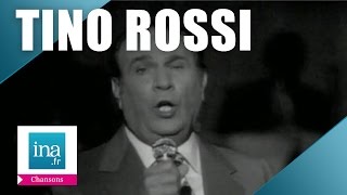 Tino Rossi &quot;Petit Papa Noël&quot; (live officiel) | Archive INA