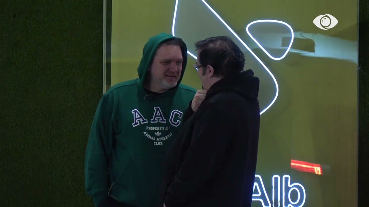 “I thanë servile”/ Juli dhe Gazi bisedojnë batutën e Fationit për Ilnisën: Shtëpinë e kujt ka lyer…