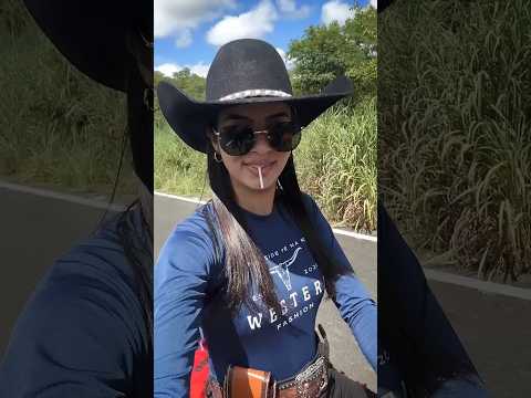 Let's go with meee? #cute #lady #horseriding #forrozão #minasgerais #uruanademinas #meucavalo