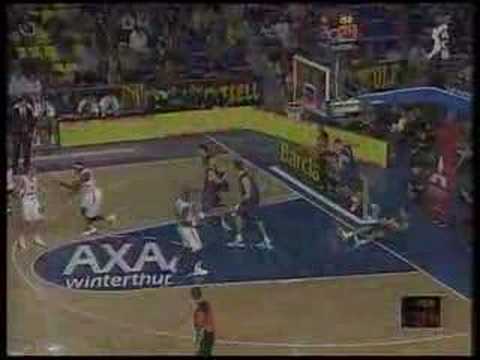 Resumen del AXA F.C. Barcelona - Grupo Begar León (67-56)