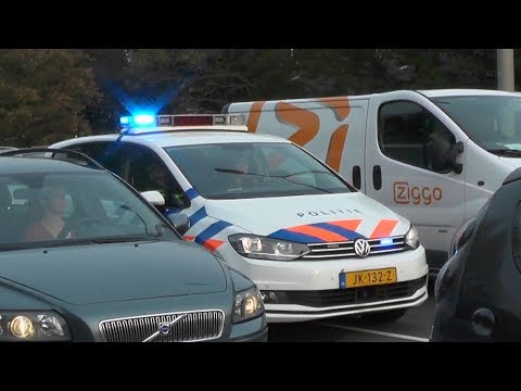 [Vast in verkeer] P1, Politie Noodhulp Touran naar onbekende melding