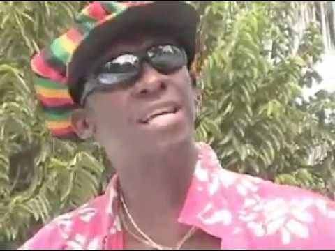 Louis Towers - La Plata [Oficial Video]