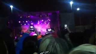 Tyler James - Worry about you Live