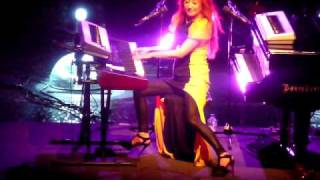 Tori Amos - Not dying today @ Count Basie Theatre NJ 08-14-2009