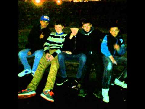 FUMIN AND SNEAK FREESTYLE.