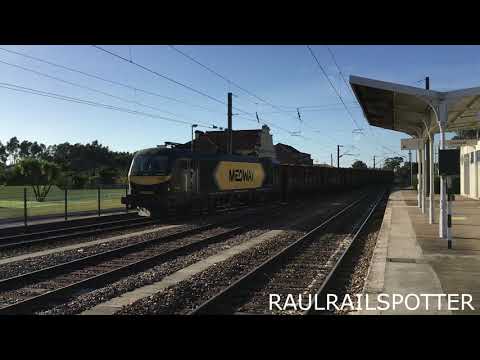 Comboios Medway com areia e madeira em Louriçal, 18/8/2020