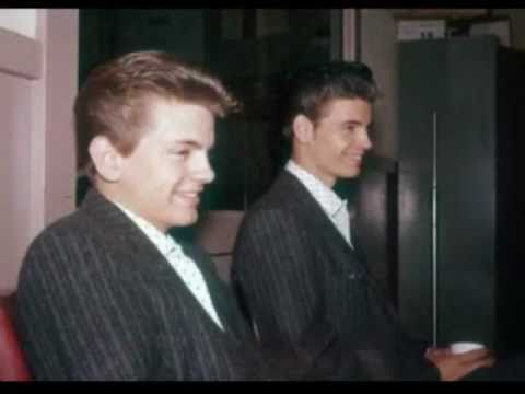 The Everly Brothers - Pretty Flamingo
