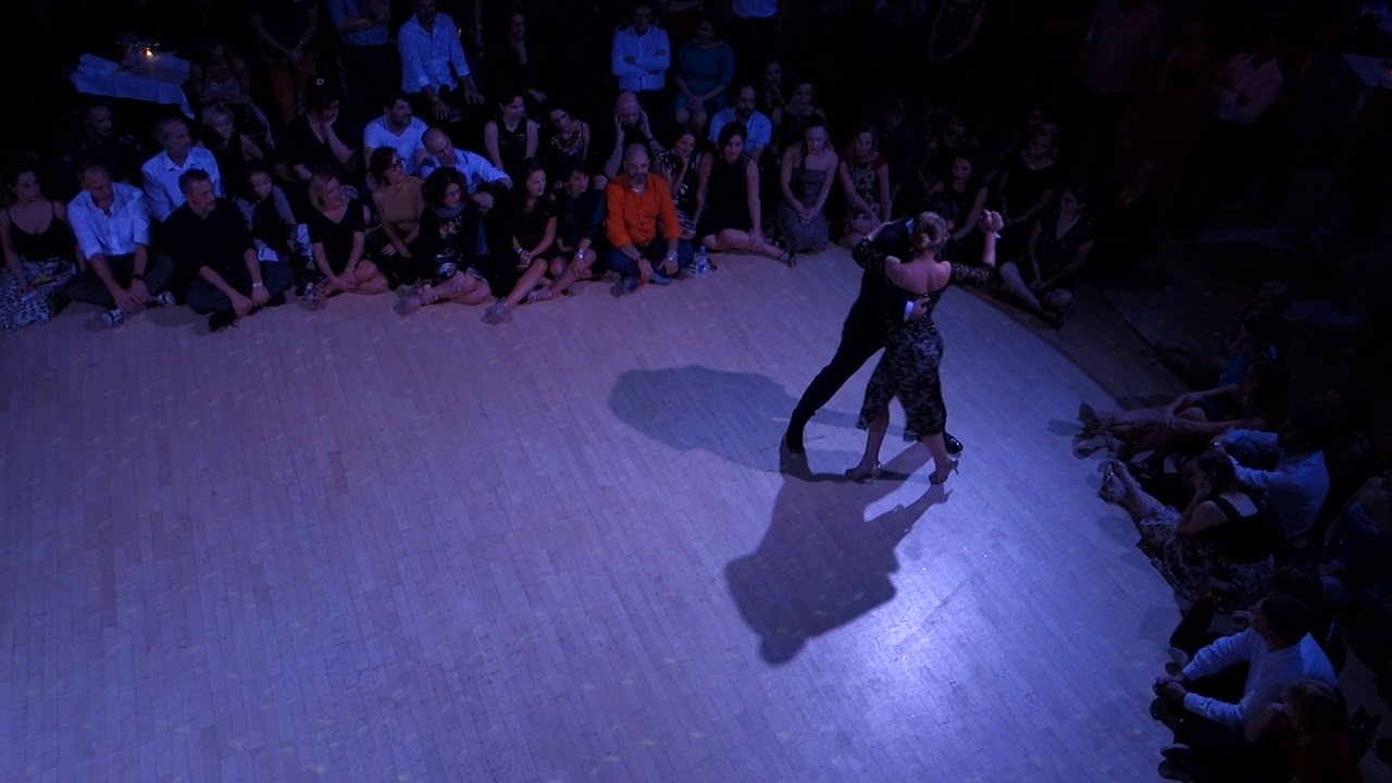 Carlos Espinoza & Noelia Hurtado (Ataniche - Juan D'Arienzo)