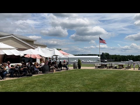 Watch planes take off and land as you dine at this unique N.J. cafe