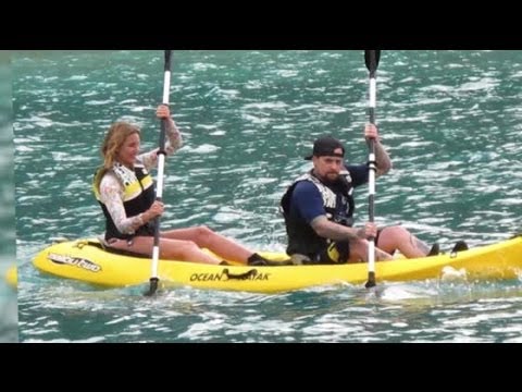 download lagu mp3 mp4 Cameron Diaz Benji Madden Italy, download lagu Cameron Diaz Benji Madden Italy gratis, unduh video klip Cameron Diaz Benji Madden Italy