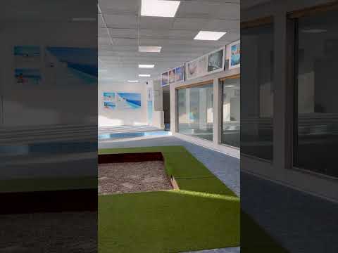 Video de YouTube - Local en Venta de 4 dormitorios  en Carrasco Este, Montevideo