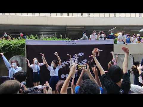 VID 1656 HatoBito - " Heartbeat  "  Aidoru Matsuri -「アイドル祭り」@ Central Ladprao