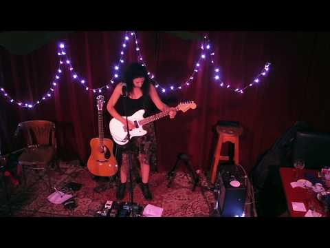 Rotem Tal - Waves (live @ Cafe Bialik)