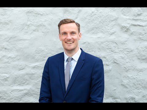 Thumbnail for YouTube video qB53-DV9xzw