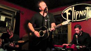 Sounds Under Radio - &quot;Portrait of a Summer Thief&quot; (LIVE acoustic)