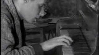 Glenn Gould plays Bach