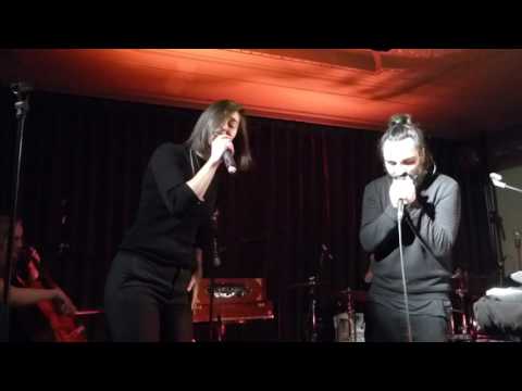 Fayzen feat. Elif - Rosarot - Grüner Salon Berlin 18.1.2017