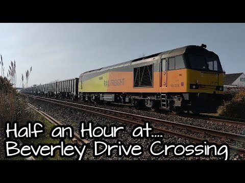 Half an Hour at (387) - Prestatyn (Beverley Drive Foot Crossing) 28.03.2022 - Class 60 158 197 221