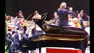 Chopin Concerto per pf. e orch. n.2  op. 21 in fa minore  I mov  pianista Andrea Serafini