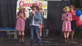 Dash &amp; the Dashettes - Waylon Jennings&#39; Never Been To Spain!