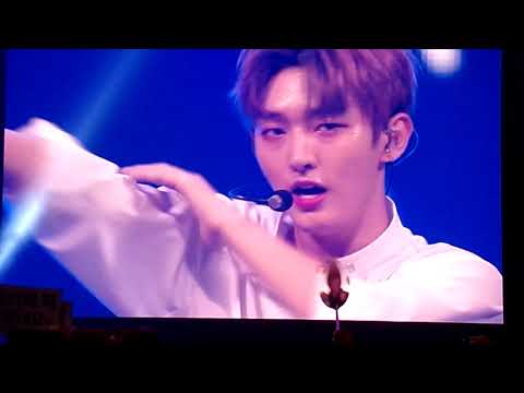 (150918) KBS Music Bank - Wanna One - Energetic