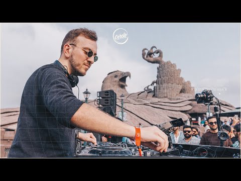 Play Video Youtube Video