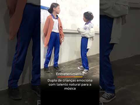 Duas alunas encantam ao cantar juntas e mostram talento em Sobradinho 🎤💖