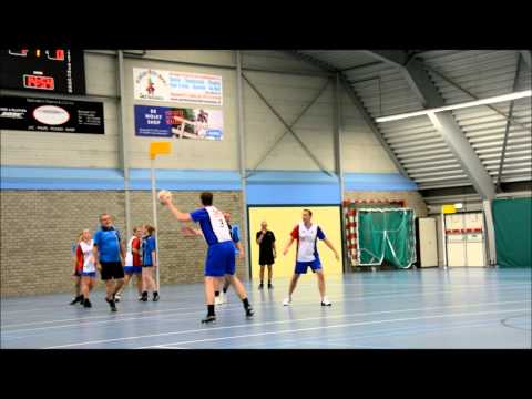 Korfbal Trigon 6 tegen Zuiderkwartier 8 december 2013 www.leidseglibber.nl