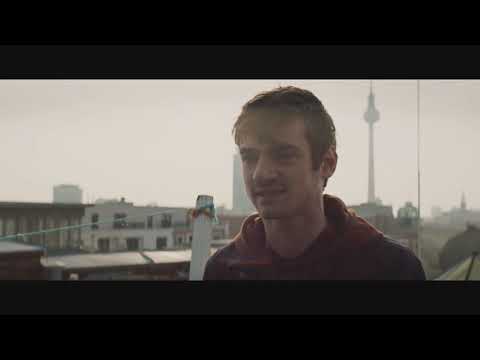 DAS SCHÖNSTE MÄDCHEN DER WELT - Musikclip