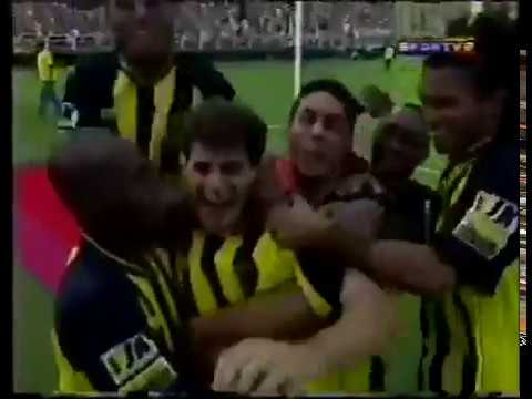 Túlio (Volta Redonda) - 27/02/2005 - Volta Redonda 2x1 Flamengo - 1 gol