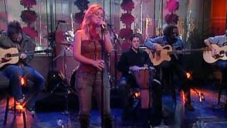 Kelly Clarkson - Behind These Hazel Eyes (acoustic) - Today Show