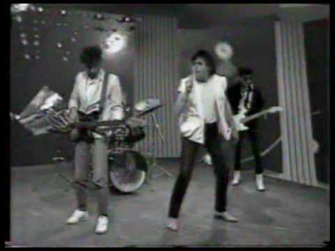 2002GR  Τι Να Σου Προσφέρω  video