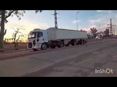 CAMIONES EN RN158 Y CRUCE CON RN19 , SAN FRANCISCO , CORDOBA , ARGENTINA , VIDEO 347