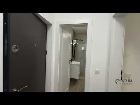 De vanzare apartament cu 3 camere decomandate cu 2 balcoane si loc de parcare in zona Calea Surii Mici — Video