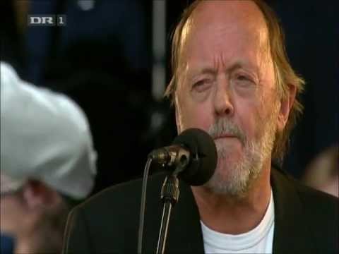 Bjørnen Vågner - Povl Dissing & Benny Andersen på Ledreborg Slot.