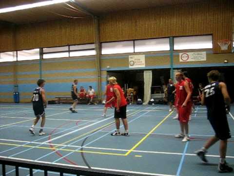 Eem'78 uit Eemnes vs Mosquito's (heren).